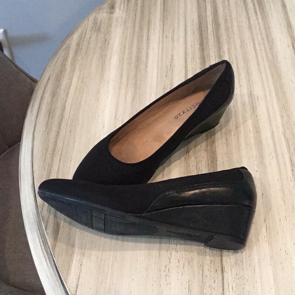 Life Stride Shoes Sale Lifestride Velocity 2 Hera Low Heel Wedge